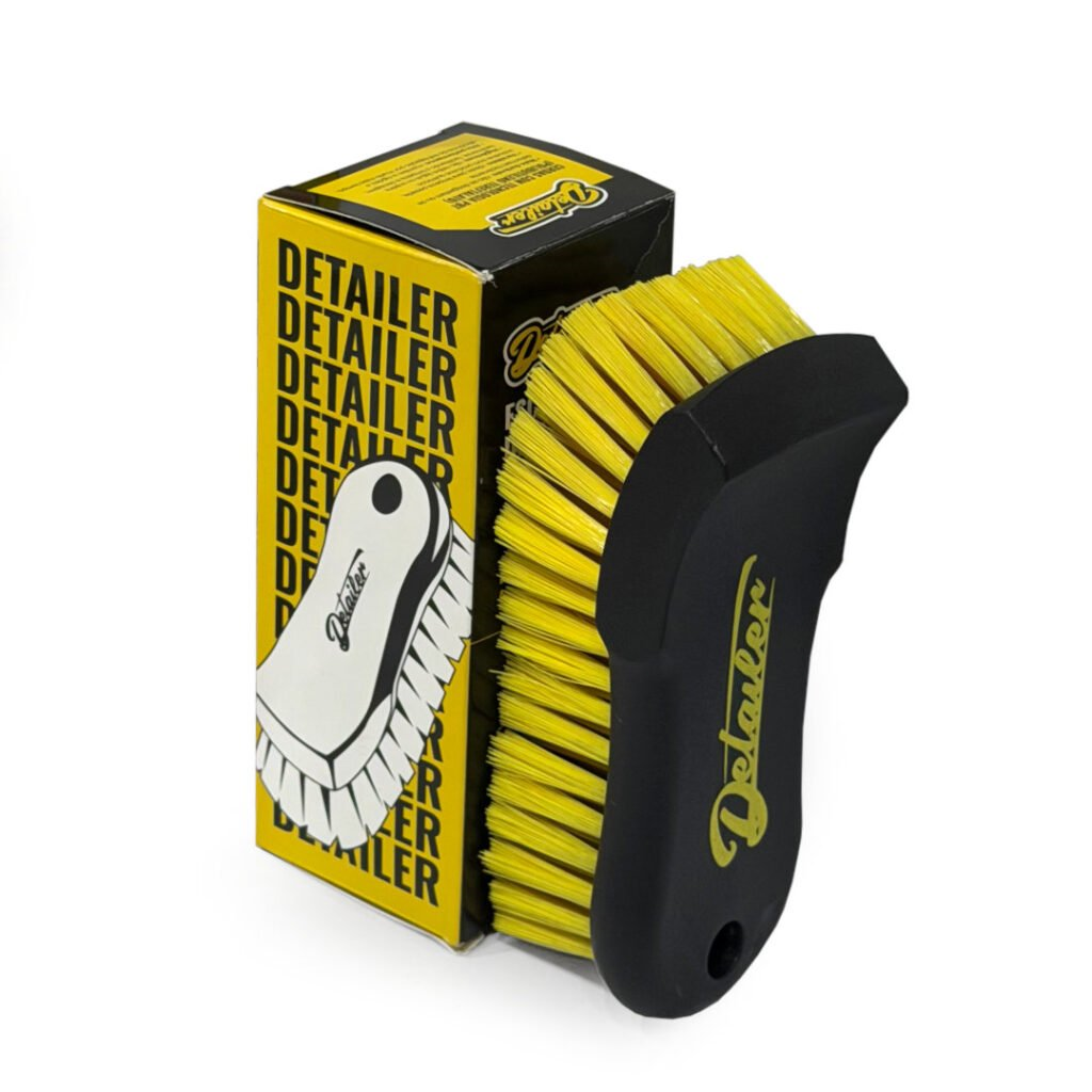 ESCOVA MANUAL DE LIMPEZA CERDAS MÉDIAS COM CABO ERGÔNOMICO PARA DETALHAMENTO INTERNO - UNIDADE - DETAILER